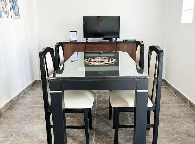 Departamento De Un Dormitorio-Opcional Cochera - 1º De Mayo
